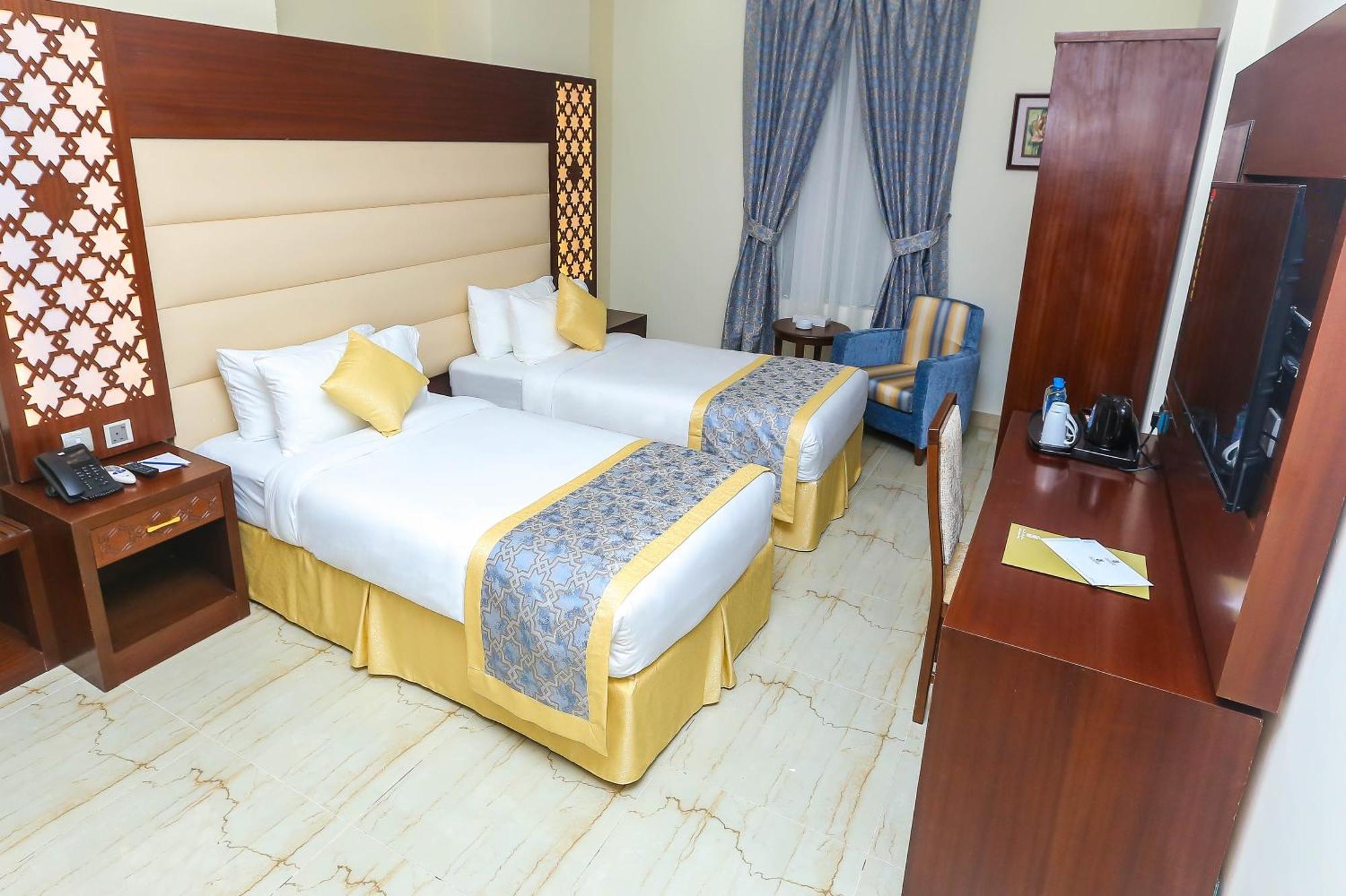 Oasis Hotel