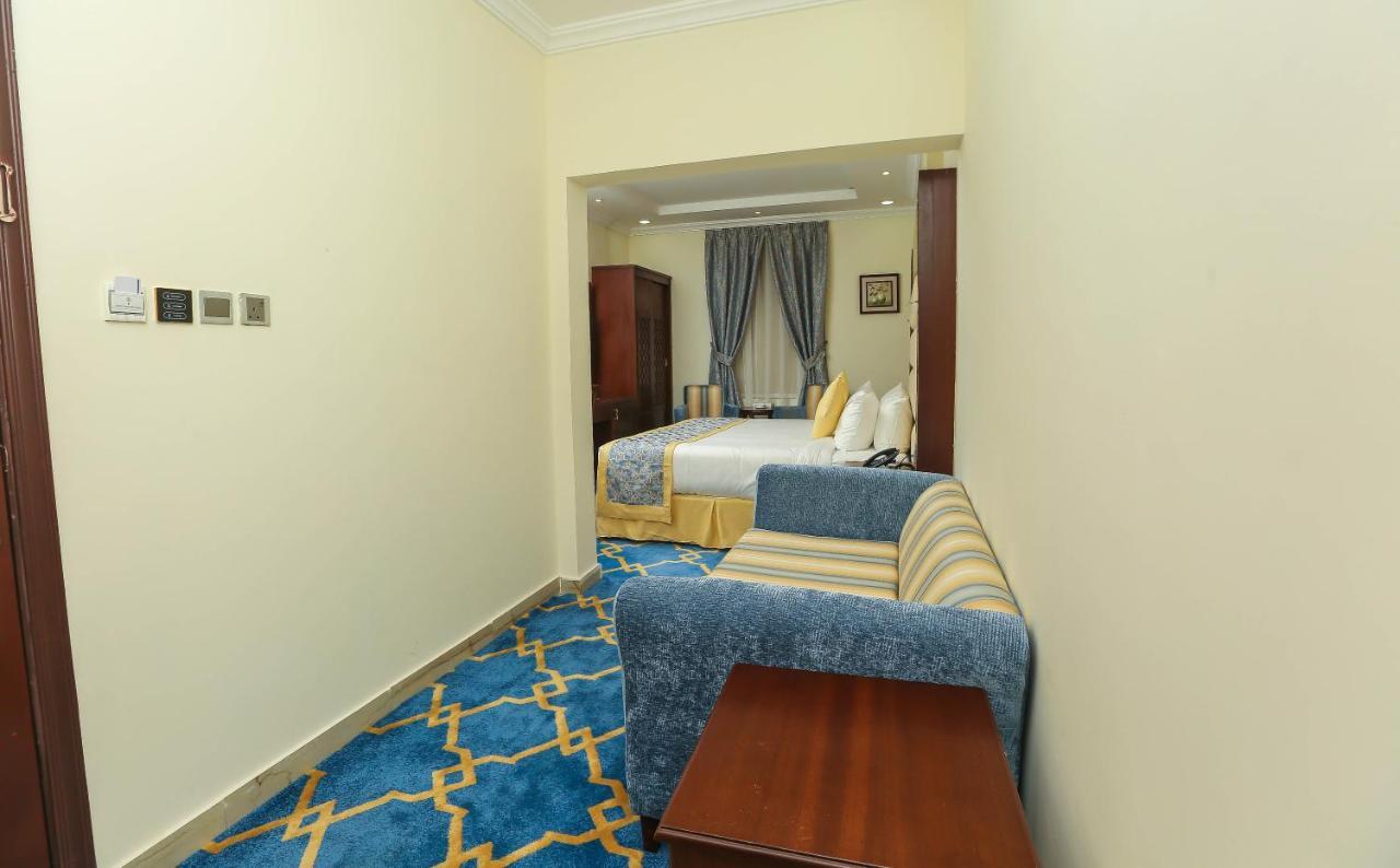 Hotel Oasis